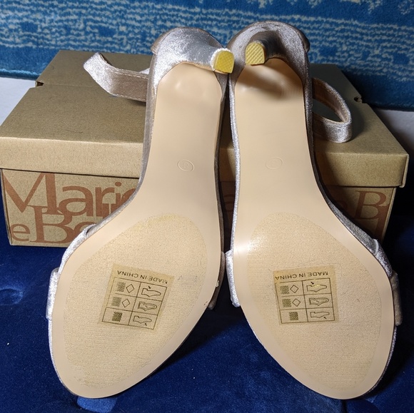 NIB Taupe High Heels Velvet W/ Ankle Straps - Picture 7 of 8